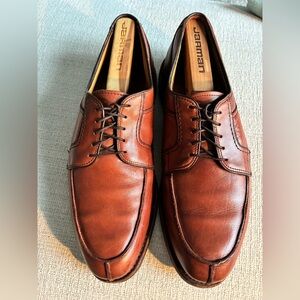 Allen Edmonds Chestnut Brown Leather Derby Shoes